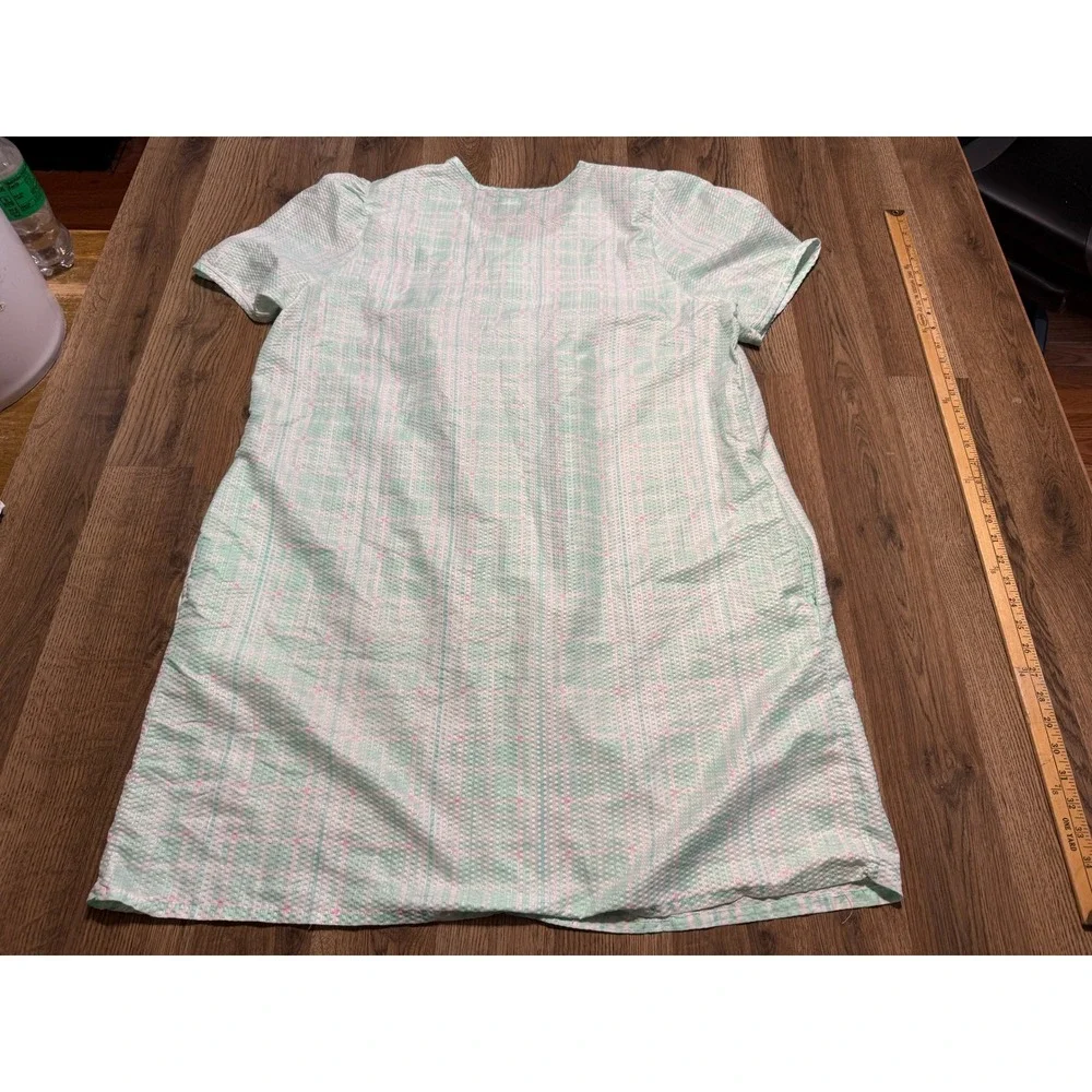 Lati Fashion Shirts Womens Size 3X Green Seersucker House Coat Snap Front Floral
